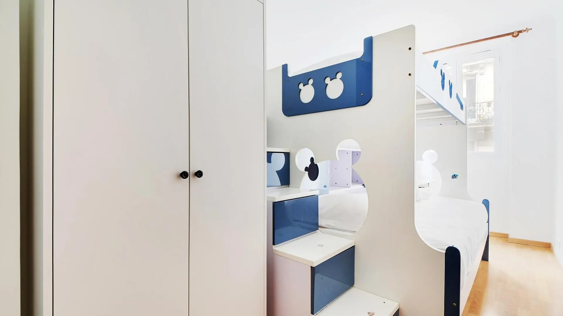 Apartament Vivez Au Coeur Du Centre De Paris! Metro A 1Min - Proche Republique